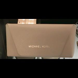 Micheal Kors Sunglass case